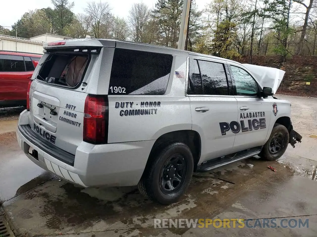 3 Photograph of a damaged car 1GNLCDEC6KR207464 CHEVROLET TAHOE 2019