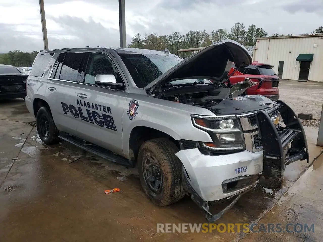 4 Photograph of a damaged car 1GNLCDEC6KR207464 CHEVROLET TAHOE 2019