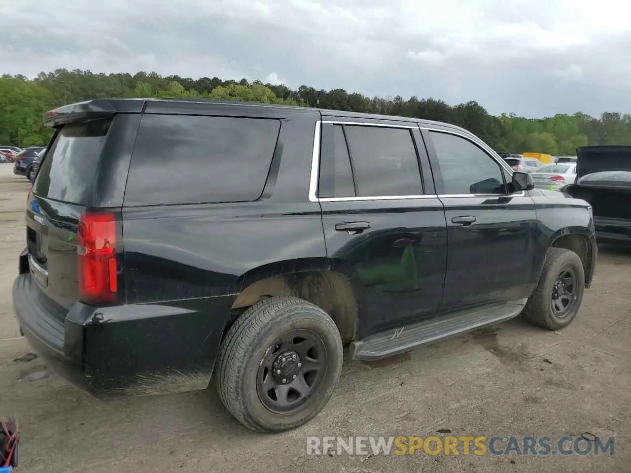 3 Photograph of a damaged car 1GNLCDEC8KR245102 CHEVROLET TAHOE 2019