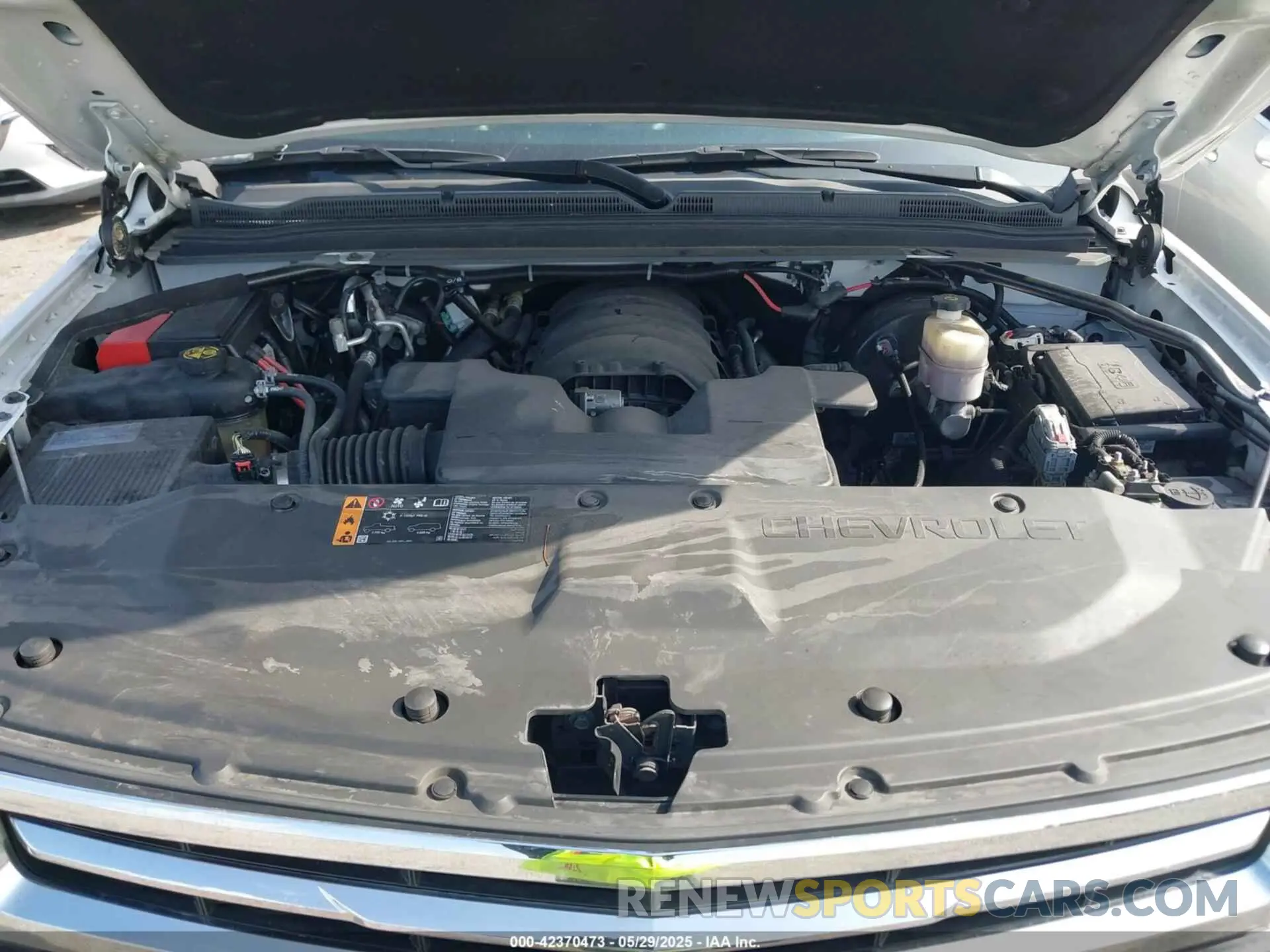 10 Photograph of a damaged car 1GNLCDECXKR196906 CHEVROLET TAHOE 2019
