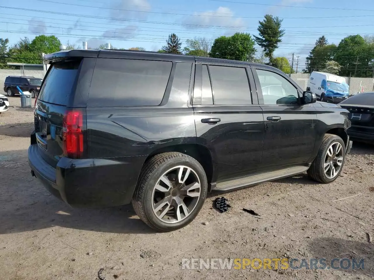 3 Photograph of a damaged car 1GNLCDECXKR327090 CHEVROLET TAHOE 2019