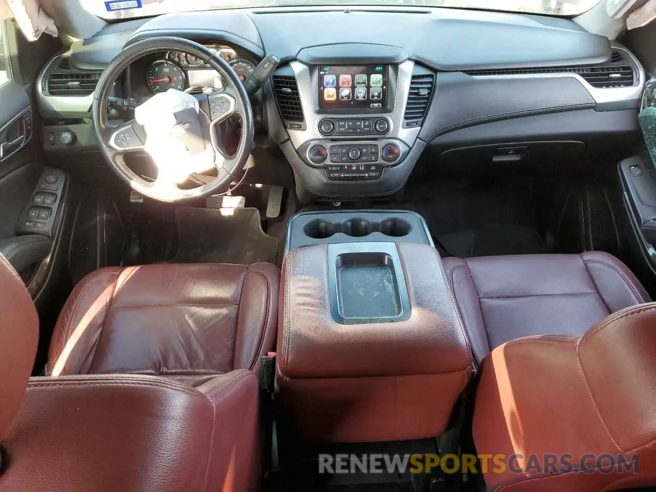 8 Photograph of a damaged car 1GNSCAEC6KR107200 CHEVROLET TAHOE 2019
