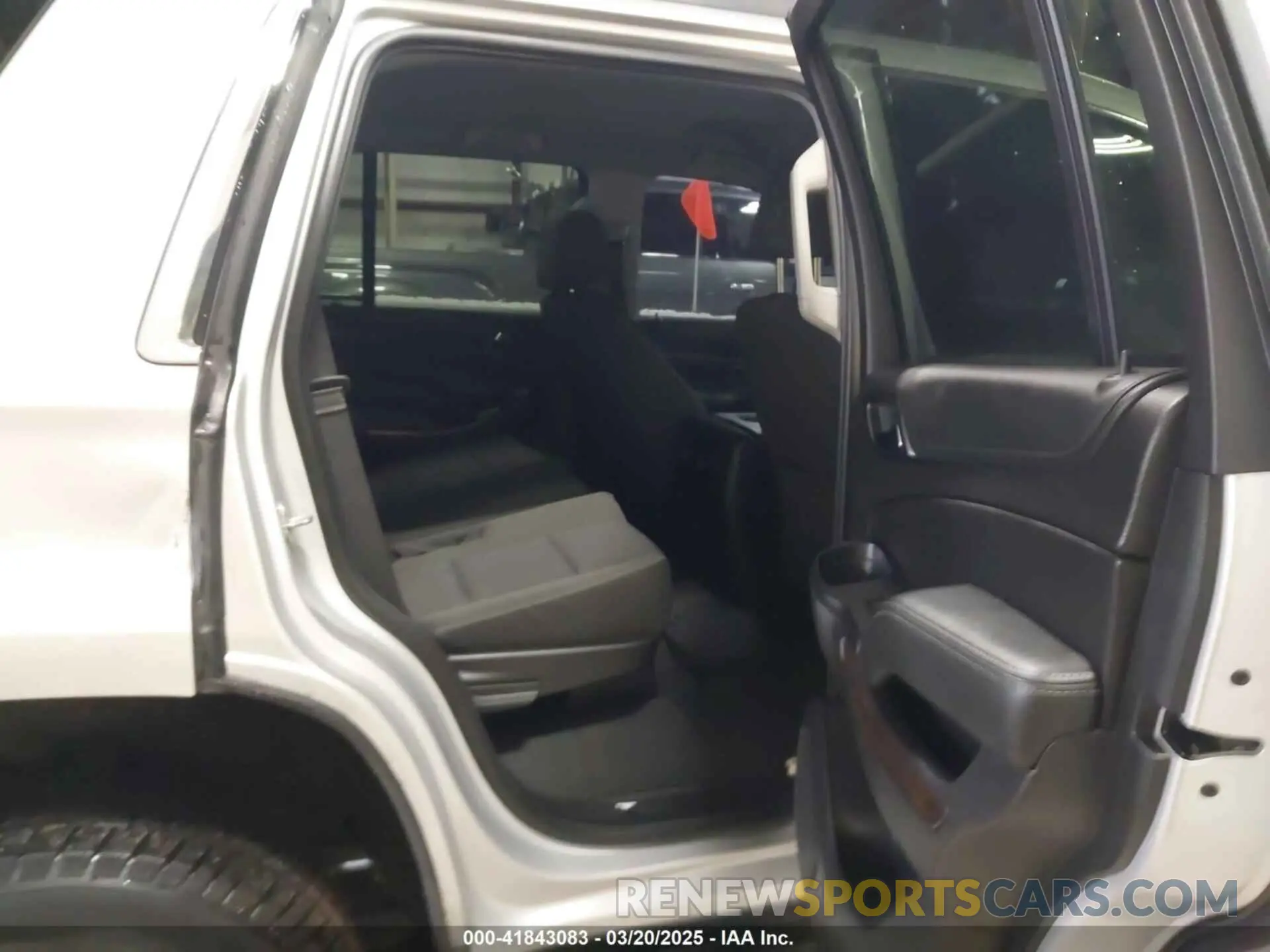 8 Photograph of a damaged car 1GNSCAKC7KR218892 CHEVROLET TAHOE 2019