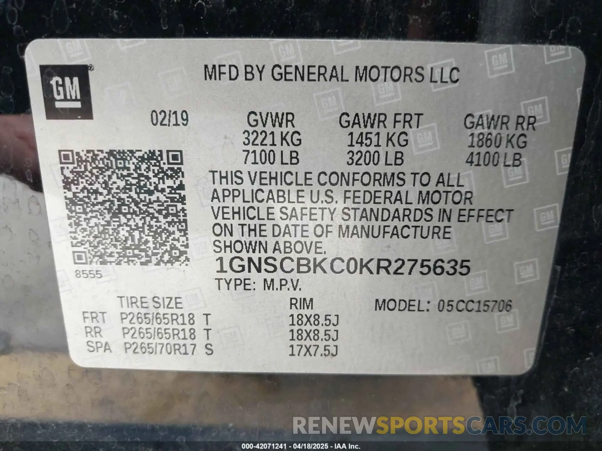 9 Photograph of a damaged car 1GNSCBKC0KR275635 CHEVROLET TAHOE 2019
