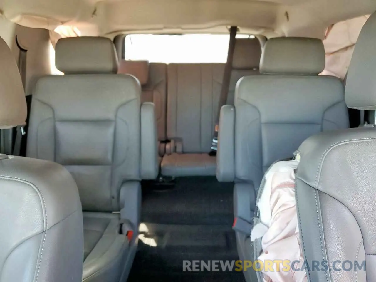 10 Photograph of a damaged car 1GNSCBKC1KR103355 CHEVROLET TAHOE 2019