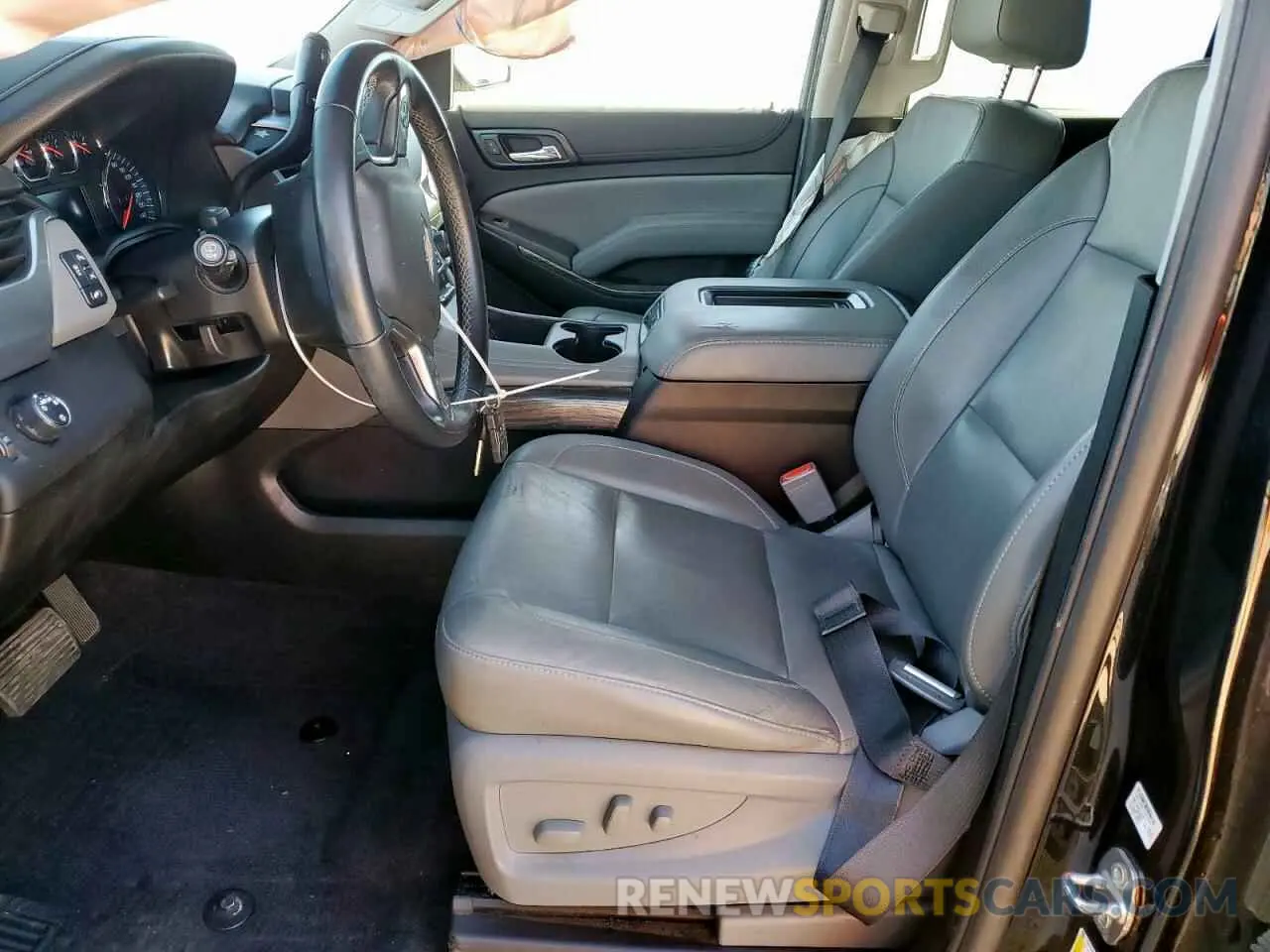 7 Photograph of a damaged car 1GNSCBKC1KR103355 CHEVROLET TAHOE 2019