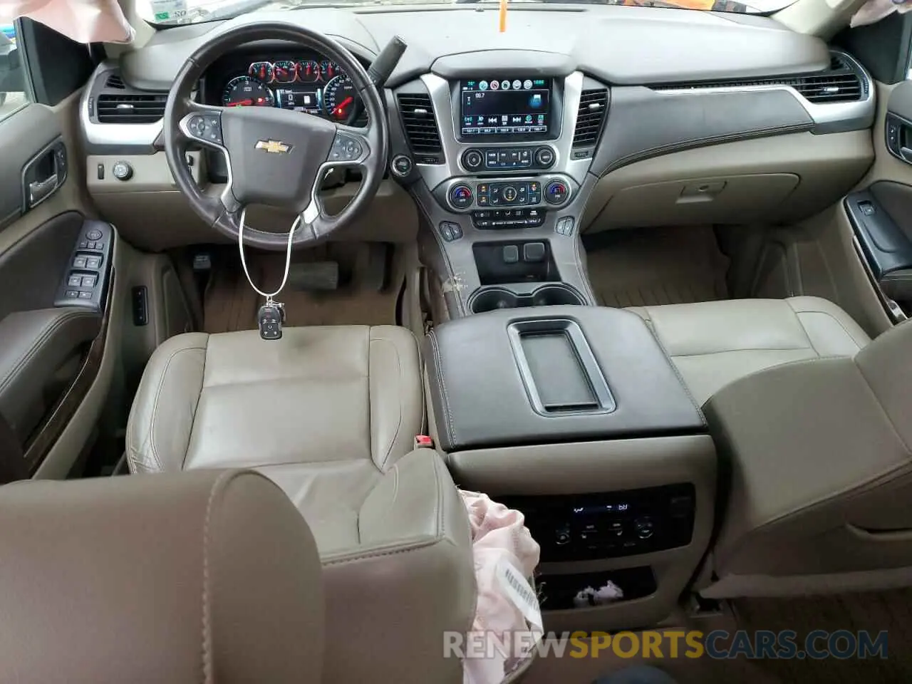 8 Photograph of a damaged car 1GNSCBKC1KR168030 CHEVROLET TAHOE 2019