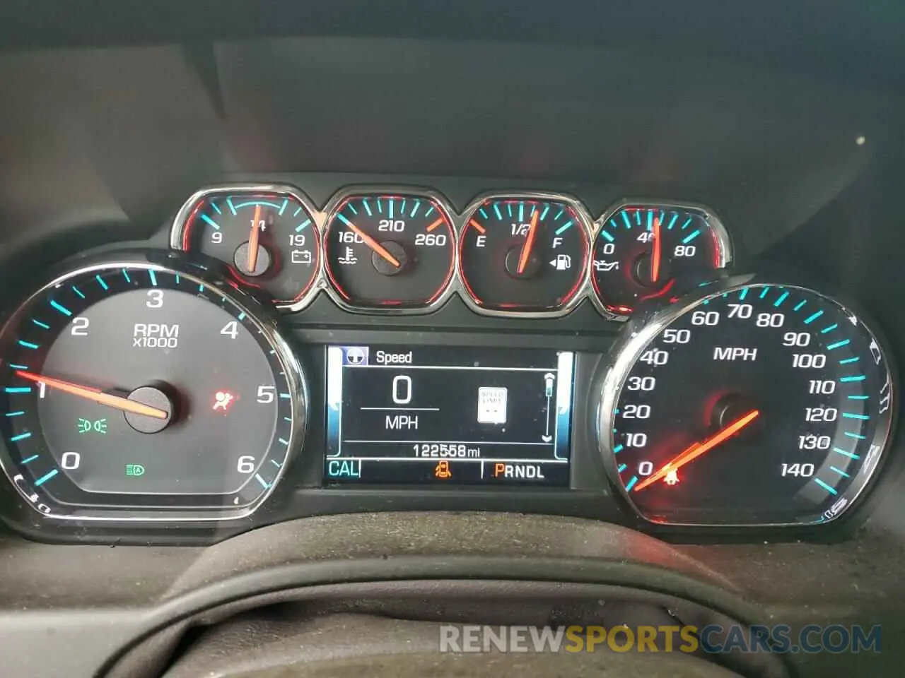 9 Photograph of a damaged car 1GNSCBKC1KR168030 CHEVROLET TAHOE 2019