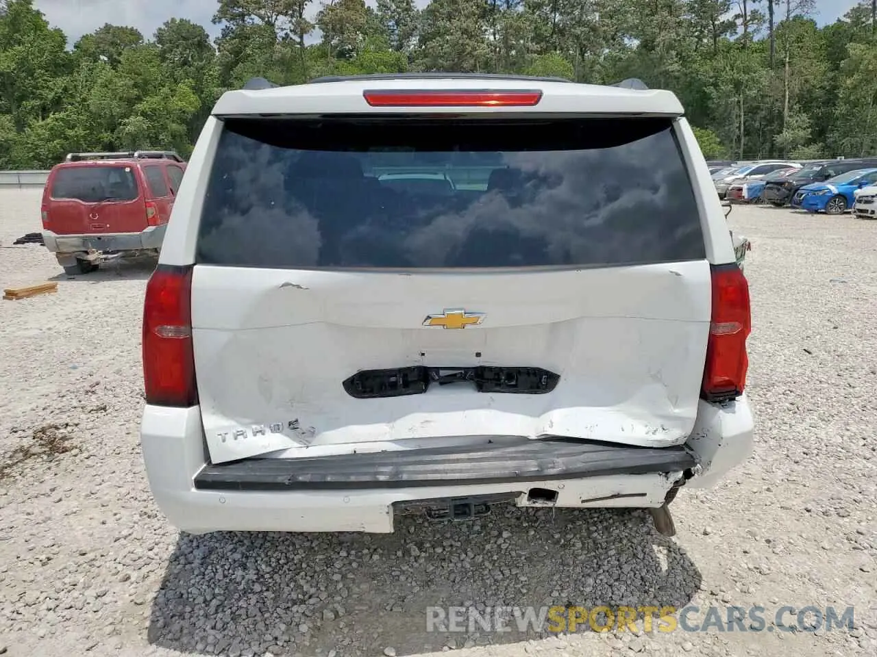 6 Photograph of a damaged car 1GNSCBKC1KR226315 CHEVROLET TAHOE 2019