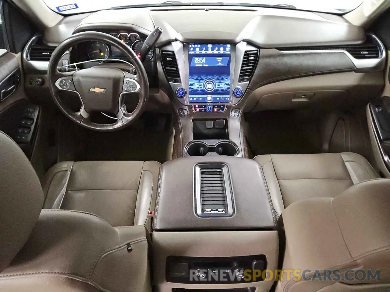 8 Photograph of a damaged car 1GNSCBKC4KR142943 CHEVROLET TAHOE 2019