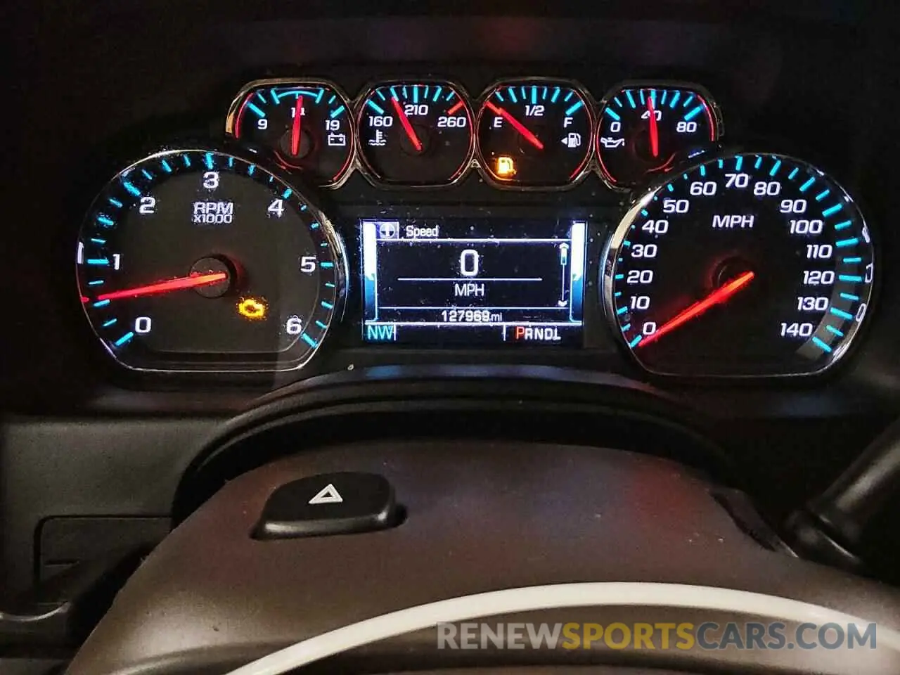 9 Photograph of a damaged car 1GNSCBKC4KR142943 CHEVROLET TAHOE 2019