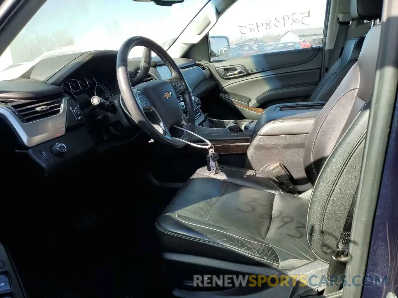 7 Photograph of a damaged car 1GNSCBKC6KR393012 CHEVROLET TAHOE 2019