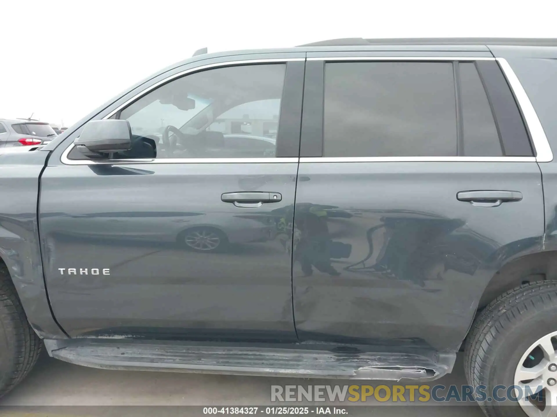 15 Photograph of a damaged car 1GNSCBKC8KR366460 CHEVROLET TAHOE 2019