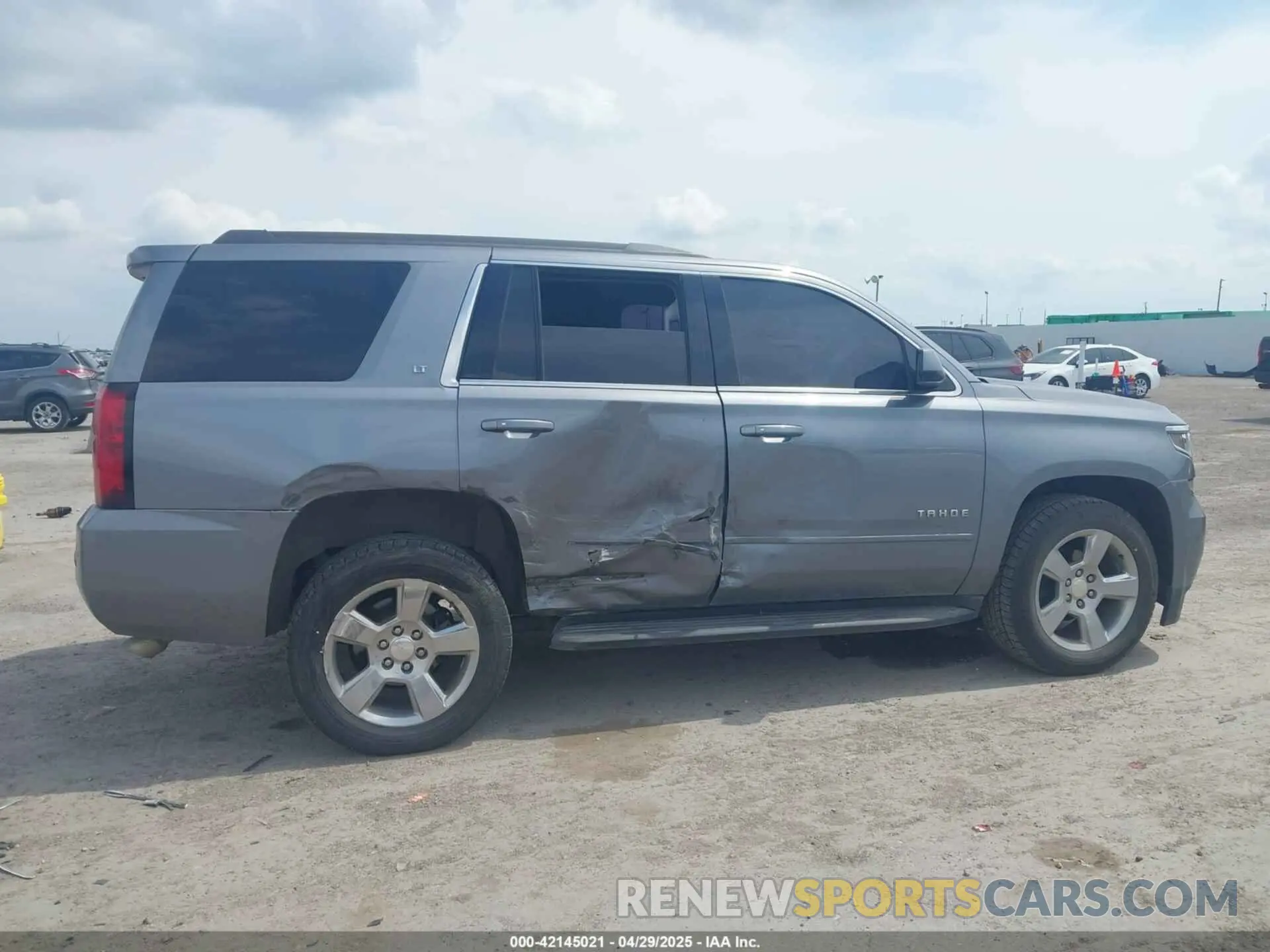 6 Photograph of a damaged car 1GNSCBKC8KR406519 CHEVROLET TAHOE 2019