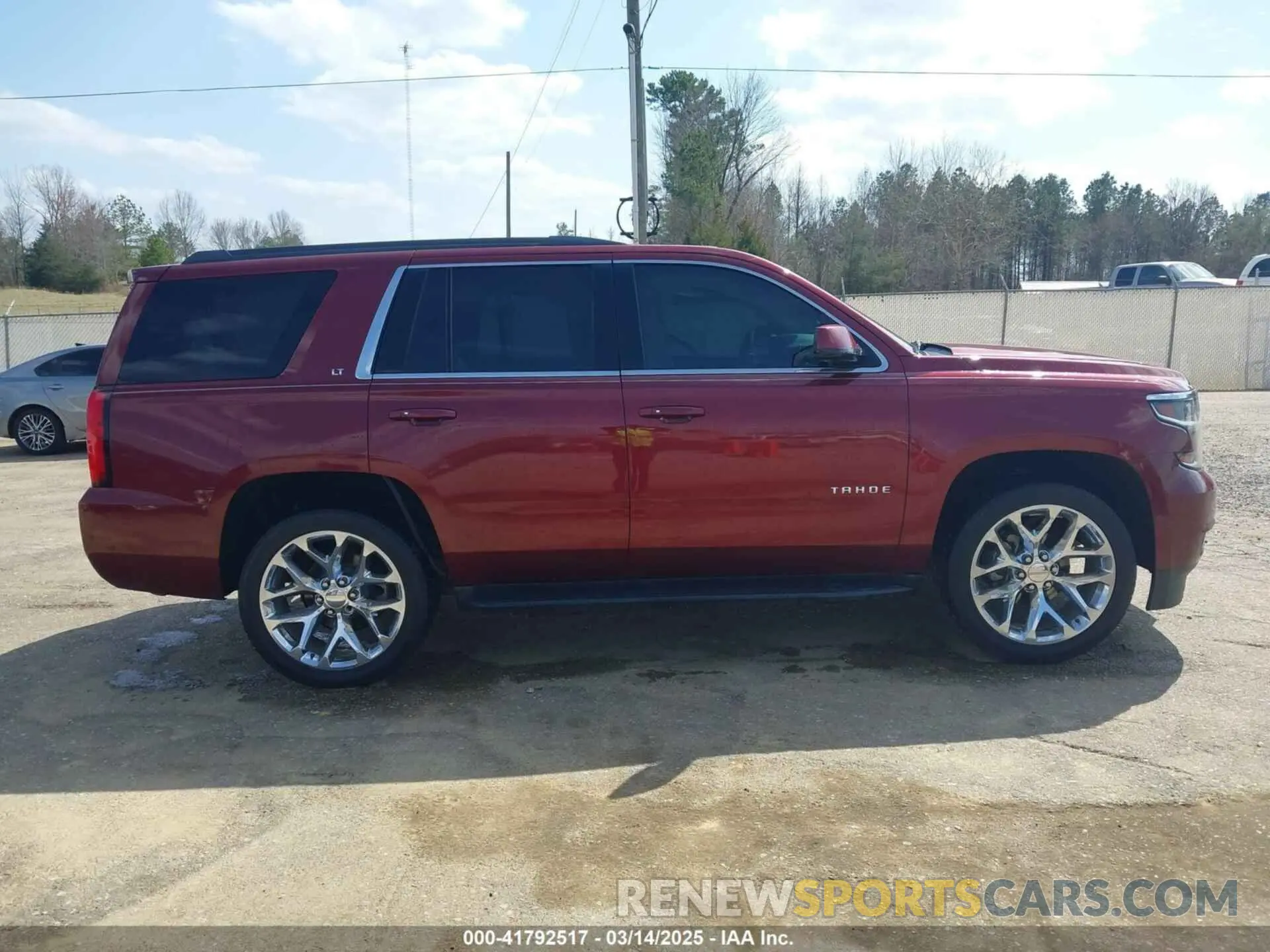 13 Photograph of a damaged car 1GNSCBKC9KR102552 CHEVROLET TAHOE 2019