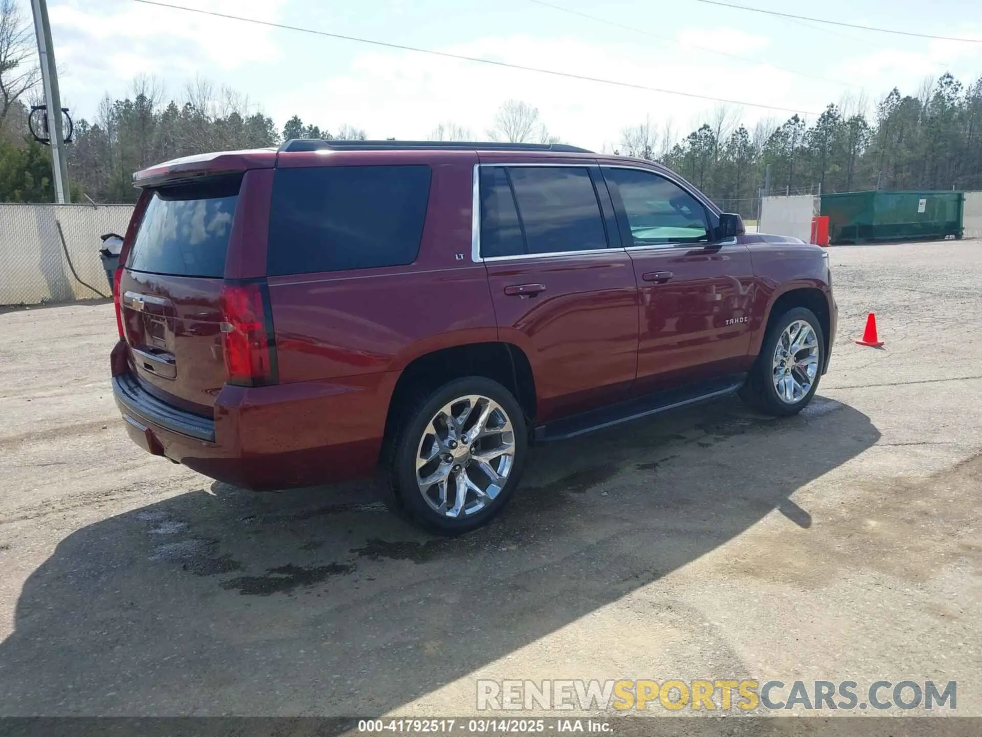 4 Photograph of a damaged car 1GNSCBKC9KR102552 CHEVROLET TAHOE 2019