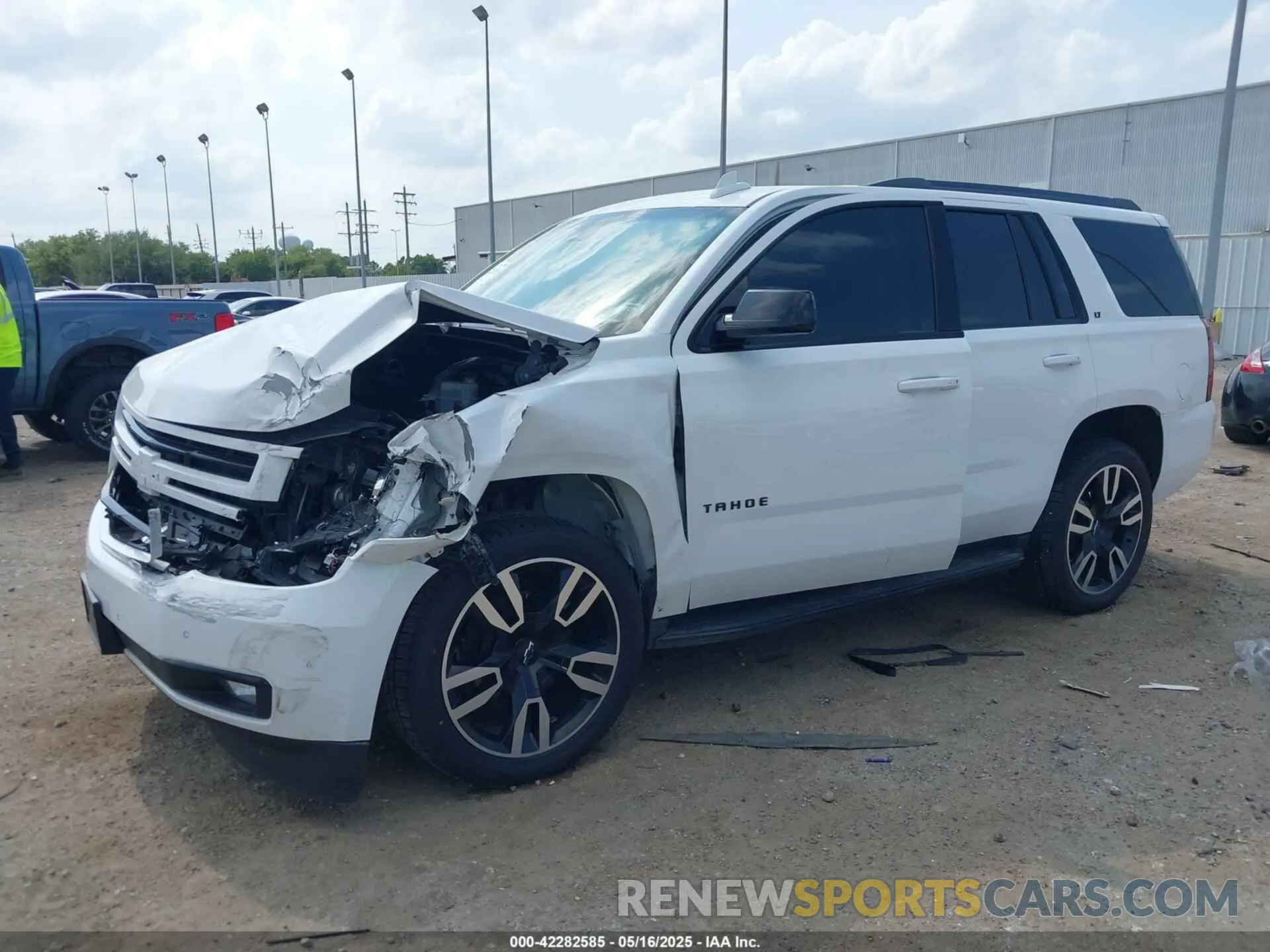2 Photograph of a damaged car 1GNSCBKC9KR372204 CHEVROLET TAHOE 2019