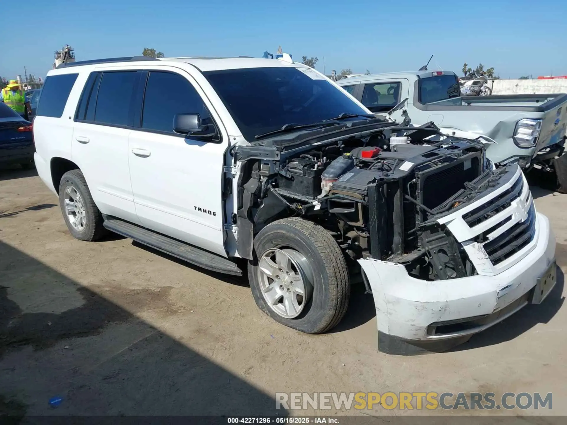 1 Photograph of a damaged car 1GNSCBKC9KR374907 CHEVROLET TAHOE 2019