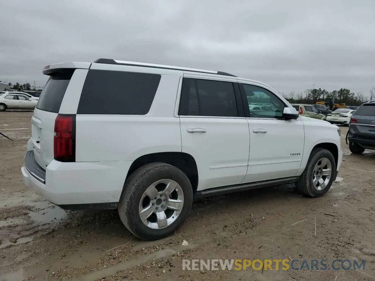 3 Photograph of a damaged car 1GNSCCKC3KR324820 CHEVROLET TAHOE 2019