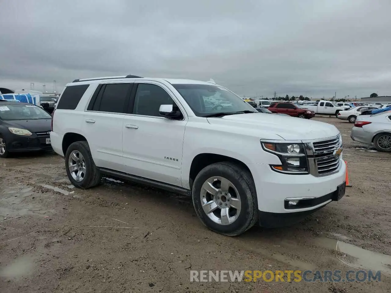 4 Photograph of a damaged car 1GNSCCKC3KR324820 CHEVROLET TAHOE 2019