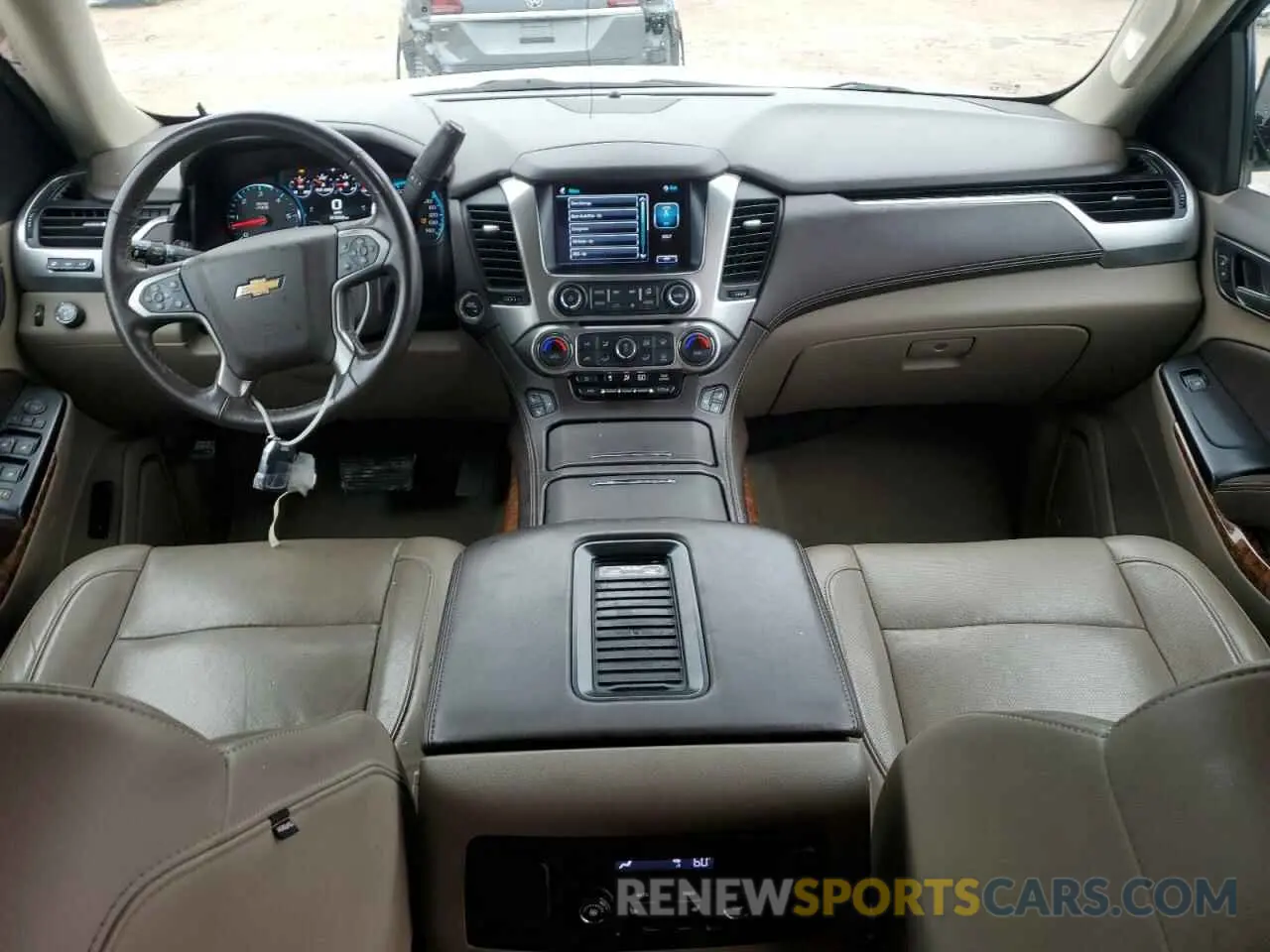 8 Photograph of a damaged car 1GNSCCKC3KR324820 CHEVROLET TAHOE 2019