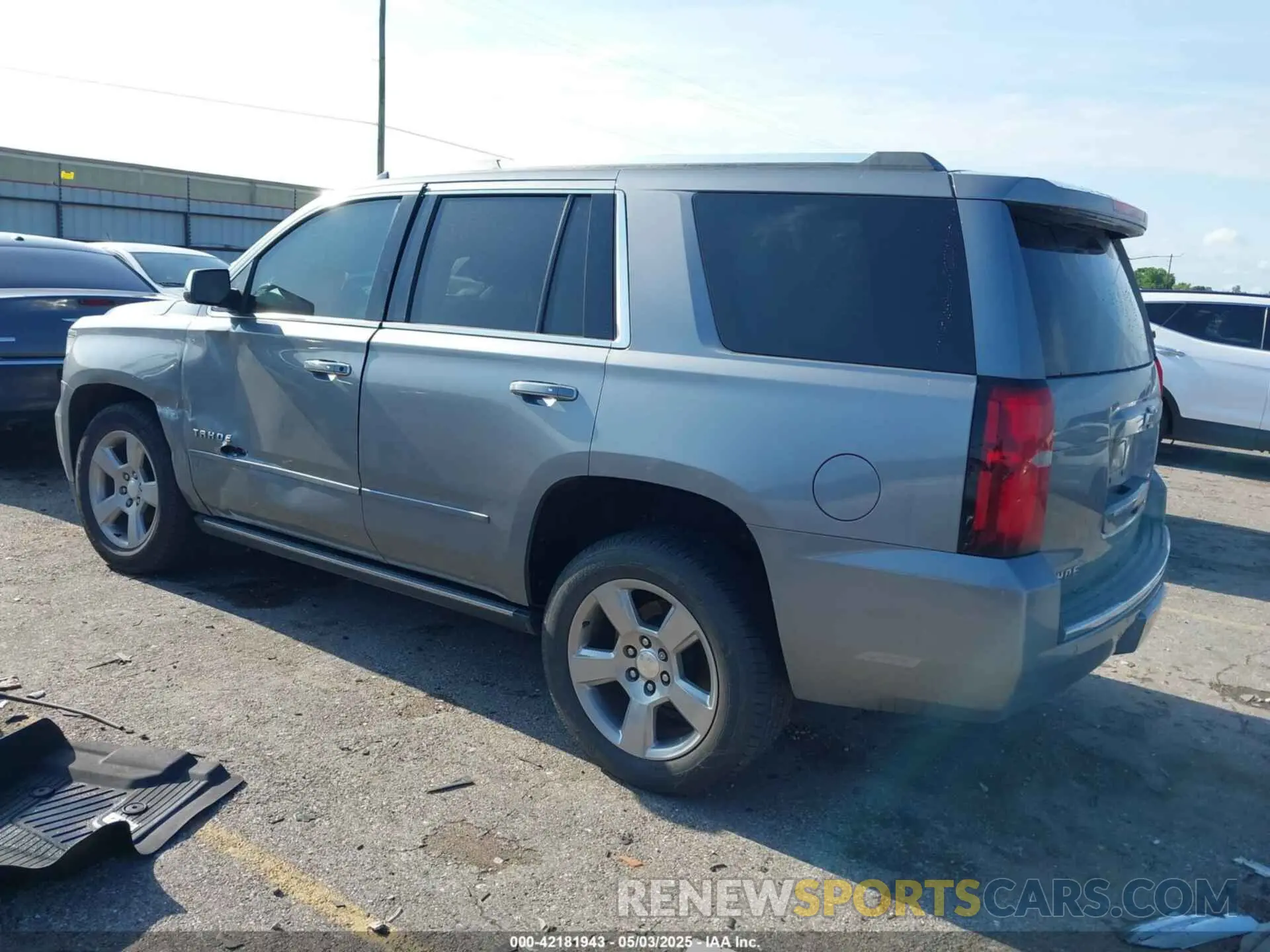 3 Photograph of a damaged car 1GNSCCKC5KR176752 CHEVROLET TAHOE 2019