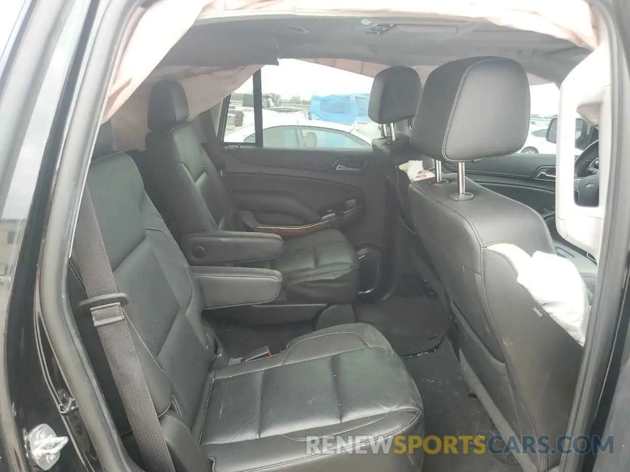 11 Photograph of a damaged car 1GNSCCKC7KR123468 CHEVROLET TAHOE 2019