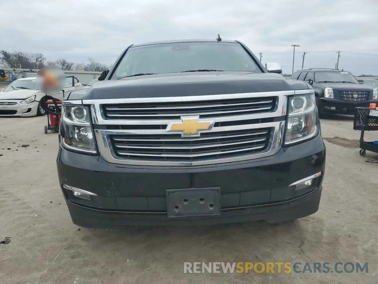 5 Photograph of a damaged car 1GNSCCKC7KR123468 CHEVROLET TAHOE 2019