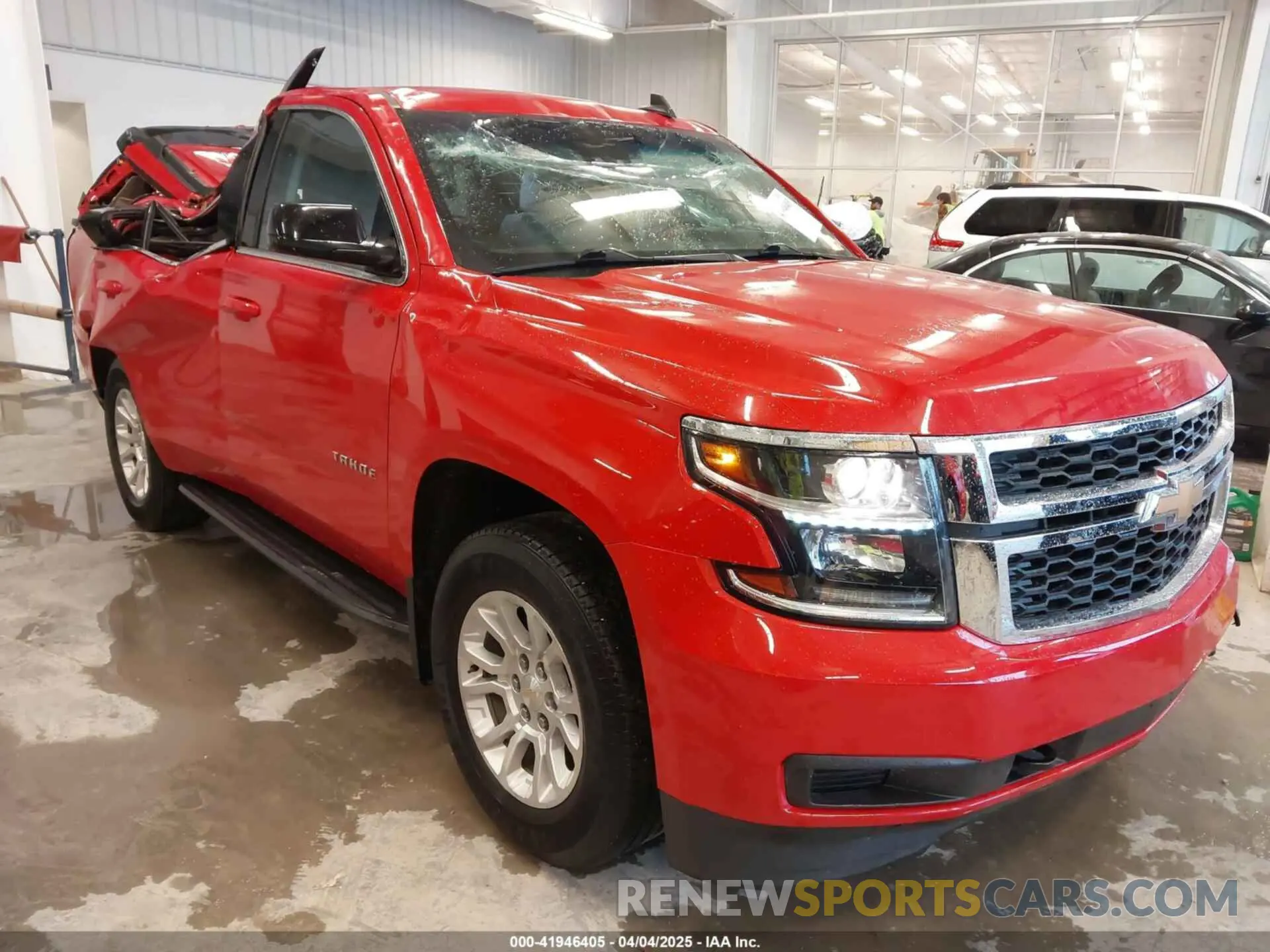 1 Photograph of a damaged car 1GNSKAEC4KR331746 CHEVROLET TAHOE 2019