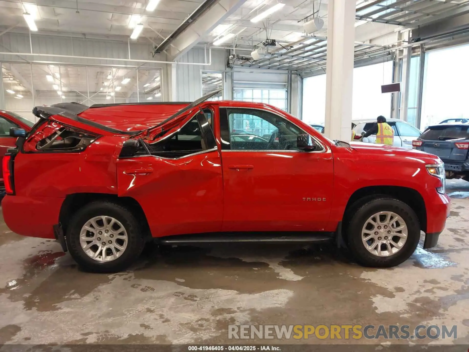13 Photograph of a damaged car 1GNSKAEC4KR331746 CHEVROLET TAHOE 2019