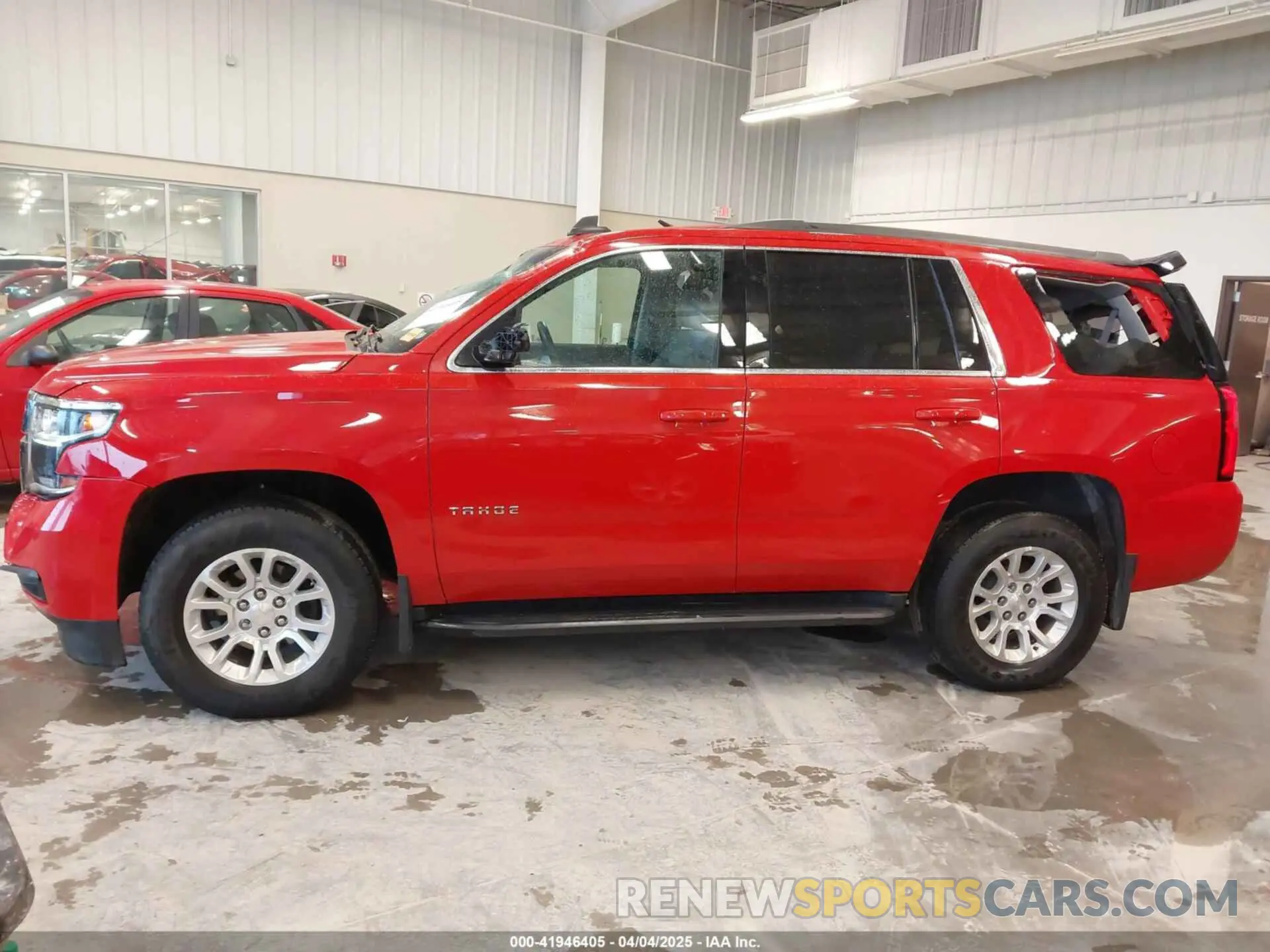 14 Photograph of a damaged car 1GNSKAEC4KR331746 CHEVROLET TAHOE 2019