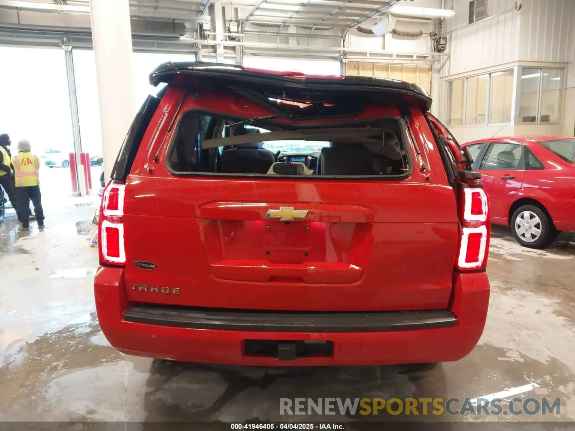 16 Photograph of a damaged car 1GNSKAEC4KR331746 CHEVROLET TAHOE 2019