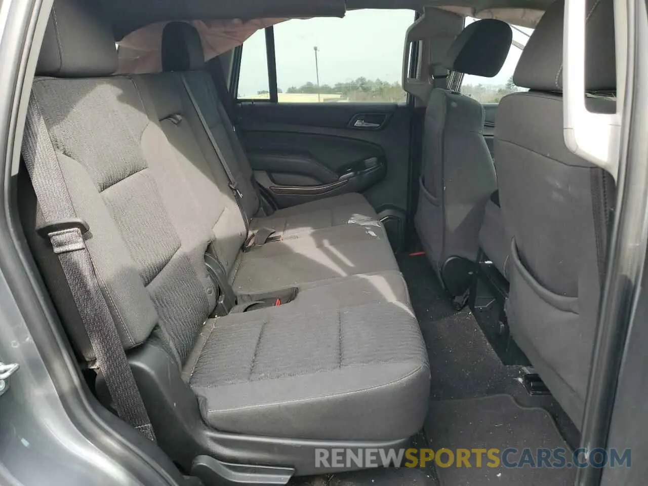 11 Photograph of a damaged car 1GNSKAECXKR285842 CHEVROLET TAHOE 2019