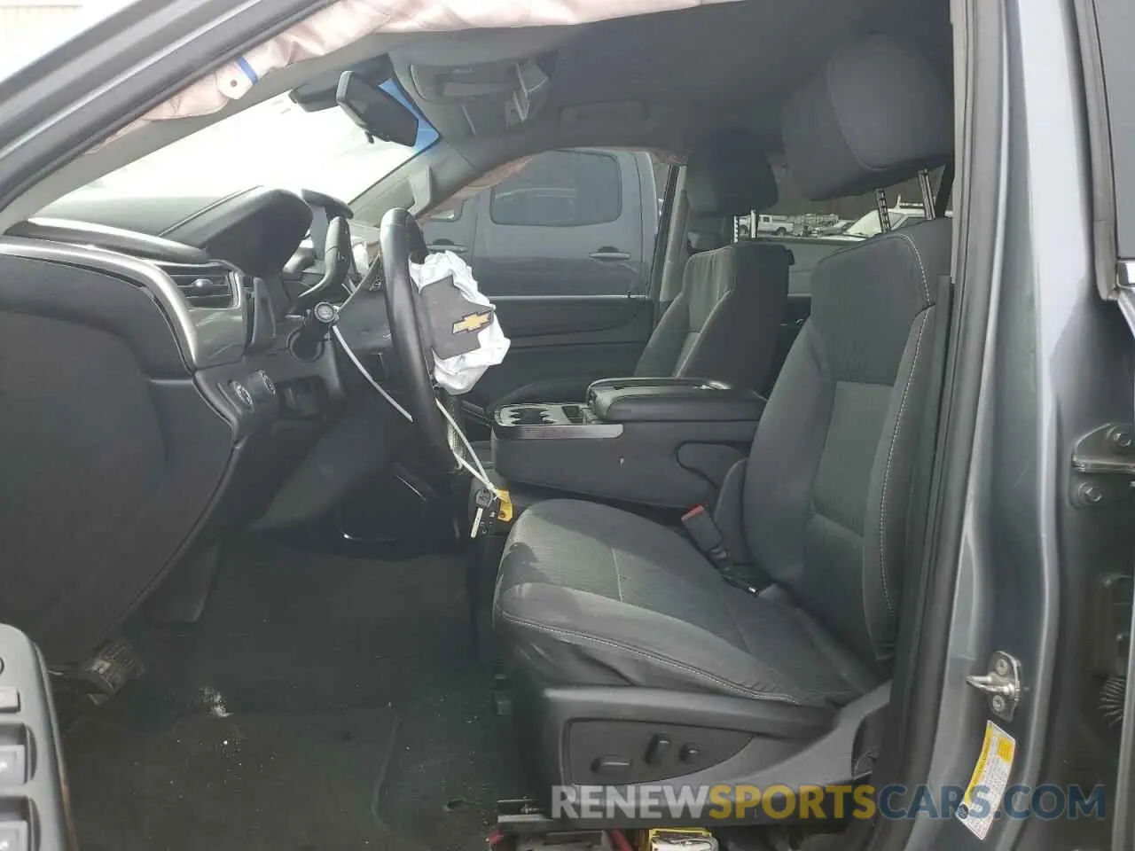 7 Photograph of a damaged car 1GNSKAECXKR285842 CHEVROLET TAHOE 2019