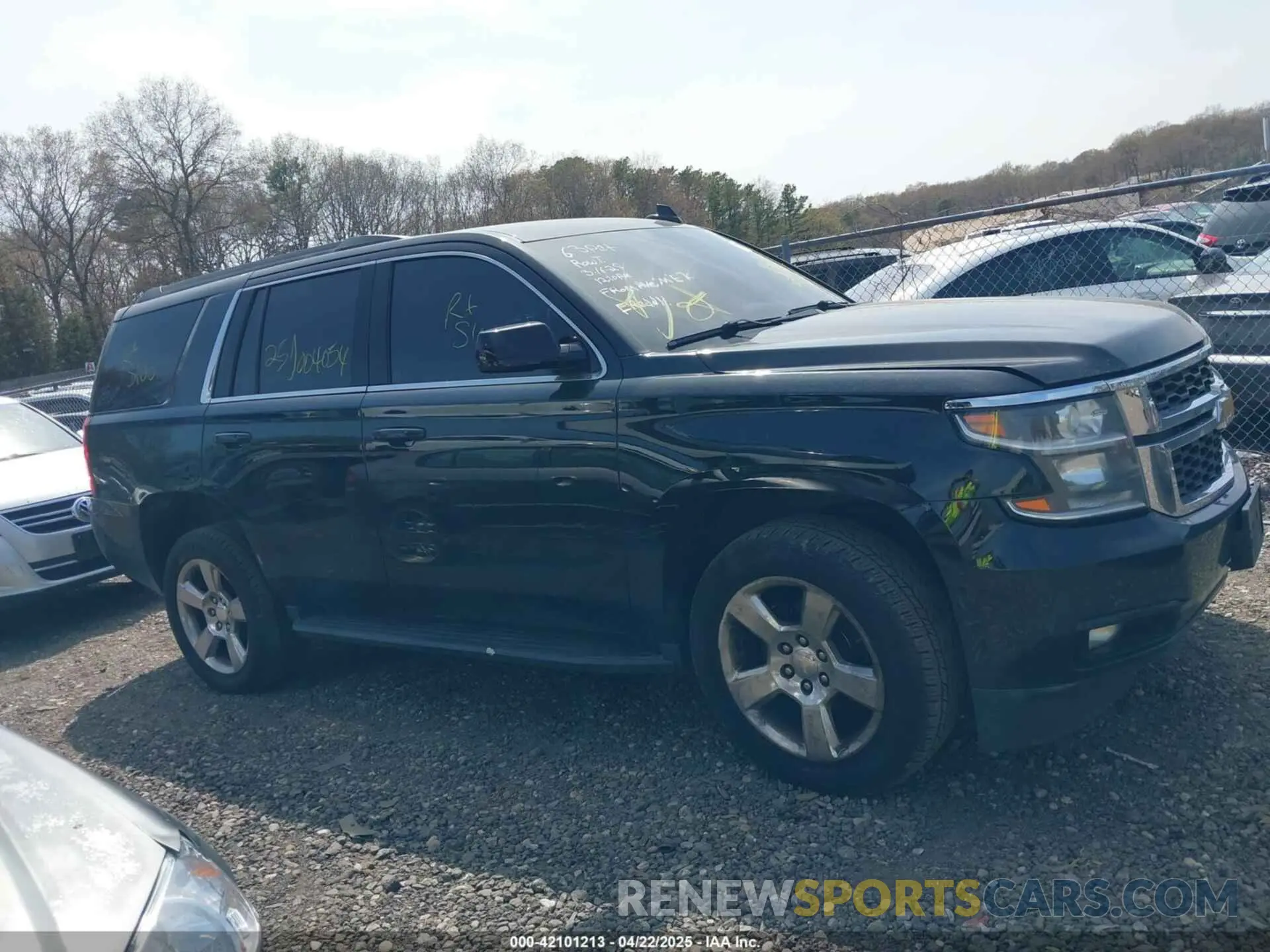 12 Photograph of a damaged car 1GNSKAKC3KR145054 CHEVROLET TAHOE 2019