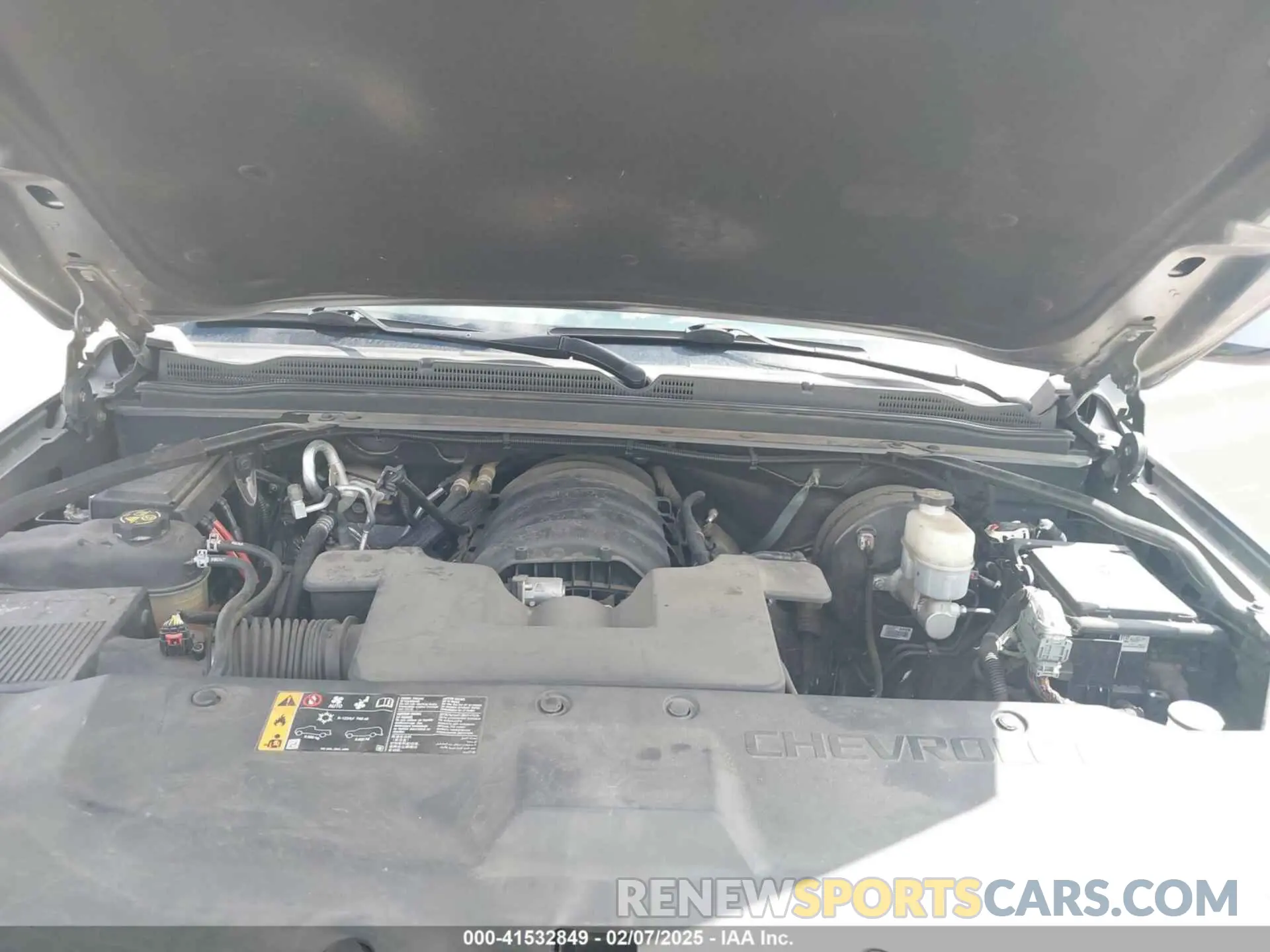 10 Photograph of a damaged car 1GNSKAKC7KR347704 CHEVROLET TAHOE 2019
