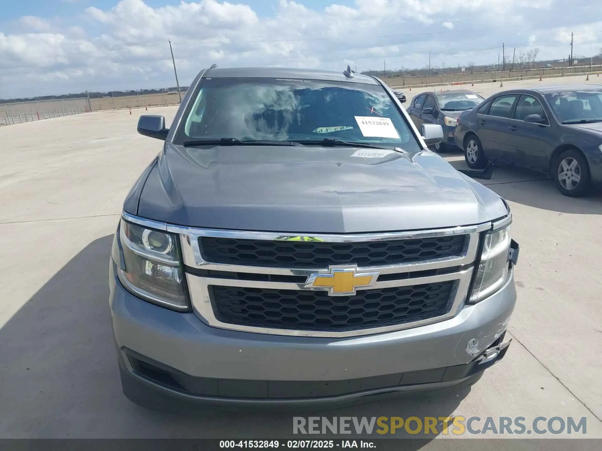 12 Photograph of a damaged car 1GNSKAKC7KR347704 CHEVROLET TAHOE 2019