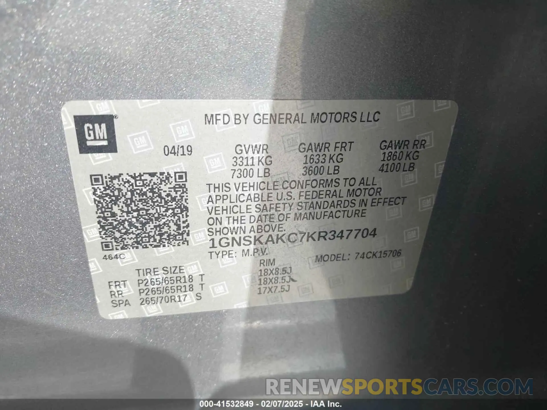 9 Photograph of a damaged car 1GNSKAKC7KR347704 CHEVROLET TAHOE 2019