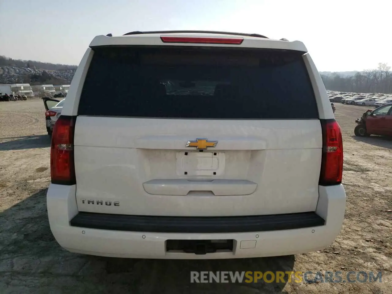 6 Photograph of a damaged car 1GNSKAKC9KR408941 CHEVROLET TAHOE 2019