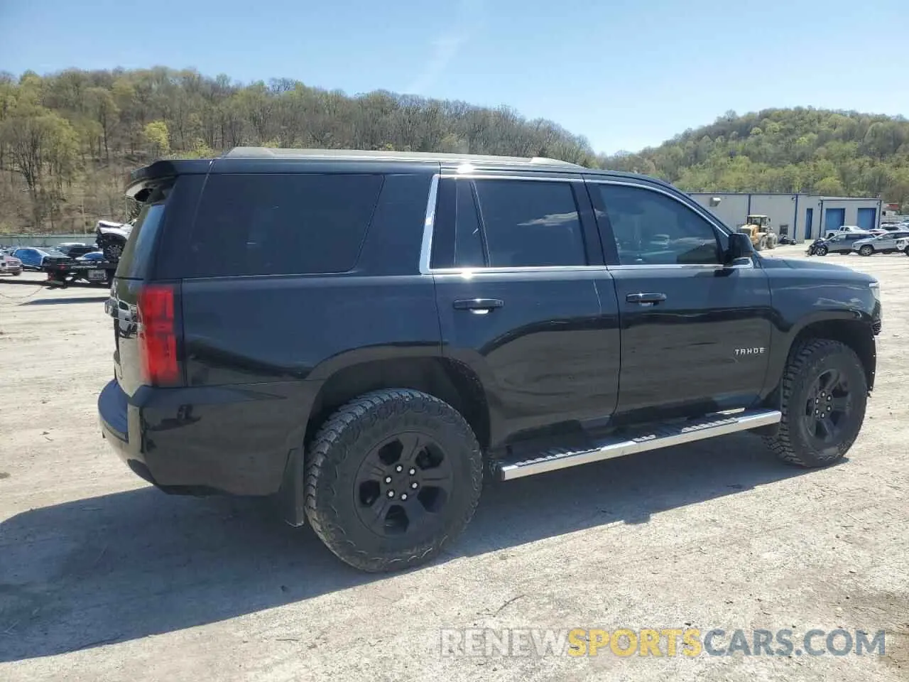 3 Photograph of a damaged car 1GNSKAKCXKR220980 CHEVROLET TAHOE 2019