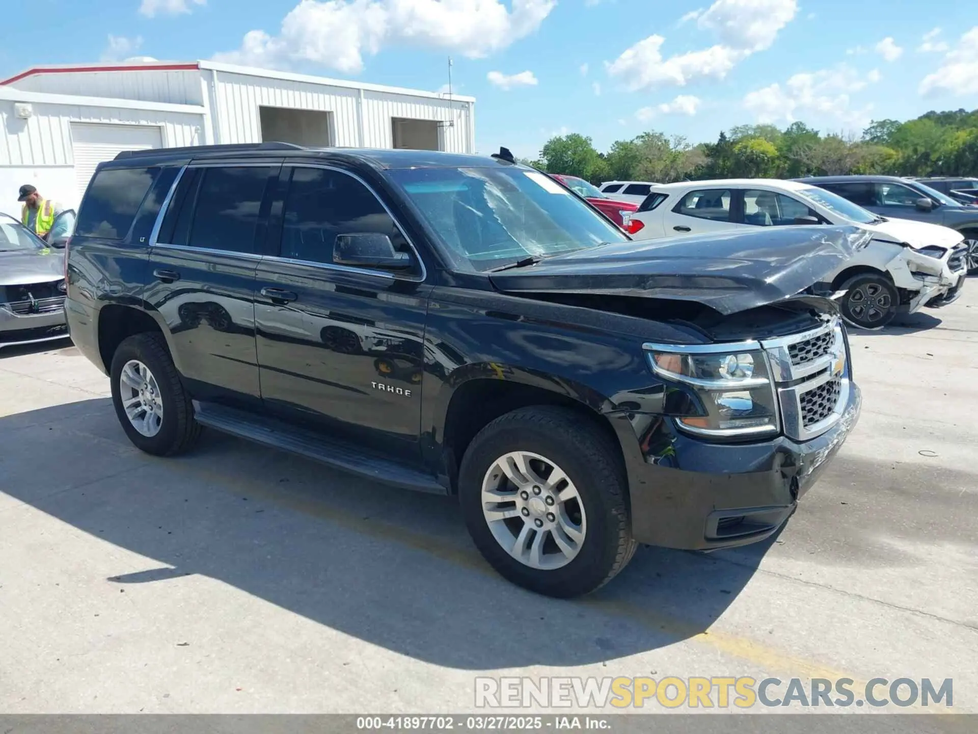 1 Photograph of a damaged car 1GNSKBKC1KR200476 CHEVROLET TAHOE 2019
