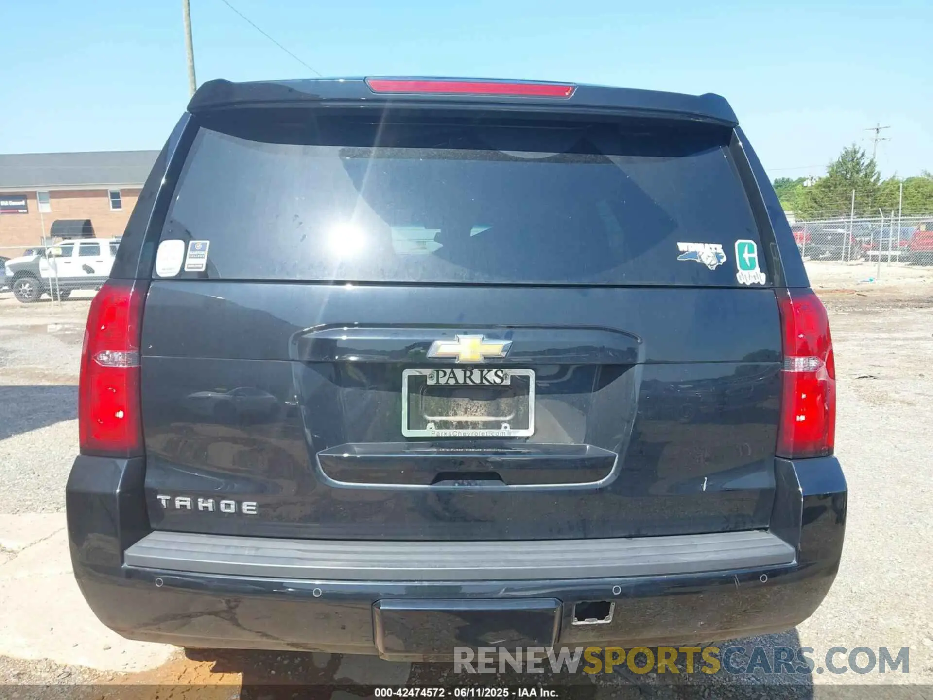 16 Photograph of a damaged car 1GNSKBKC1KR264324 CHEVROLET TAHOE 2019