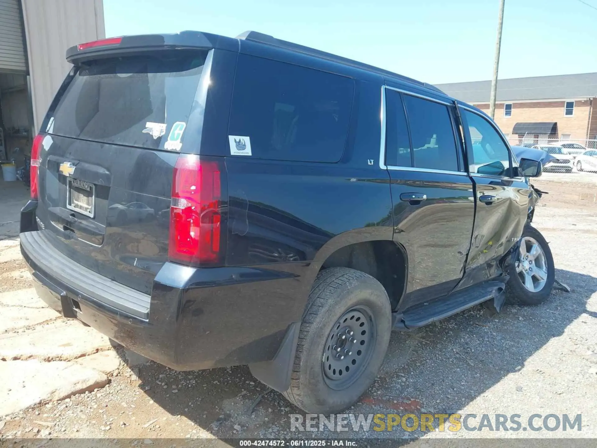 4 Photograph of a damaged car 1GNSKBKC1KR264324 CHEVROLET TAHOE 2019