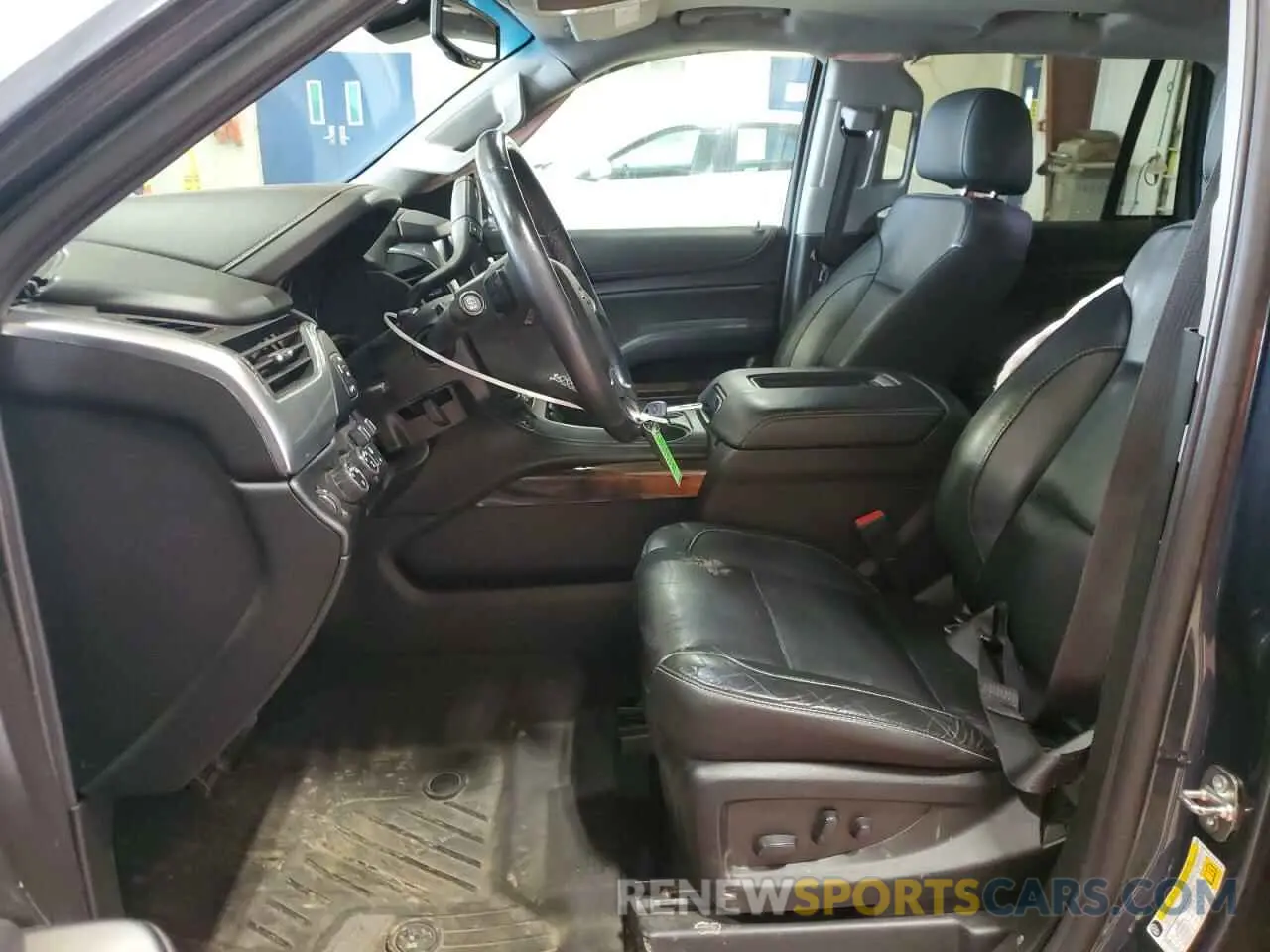 7 Photograph of a damaged car 1GNSKBKC1KR357280 CHEVROLET TAHOE 2019