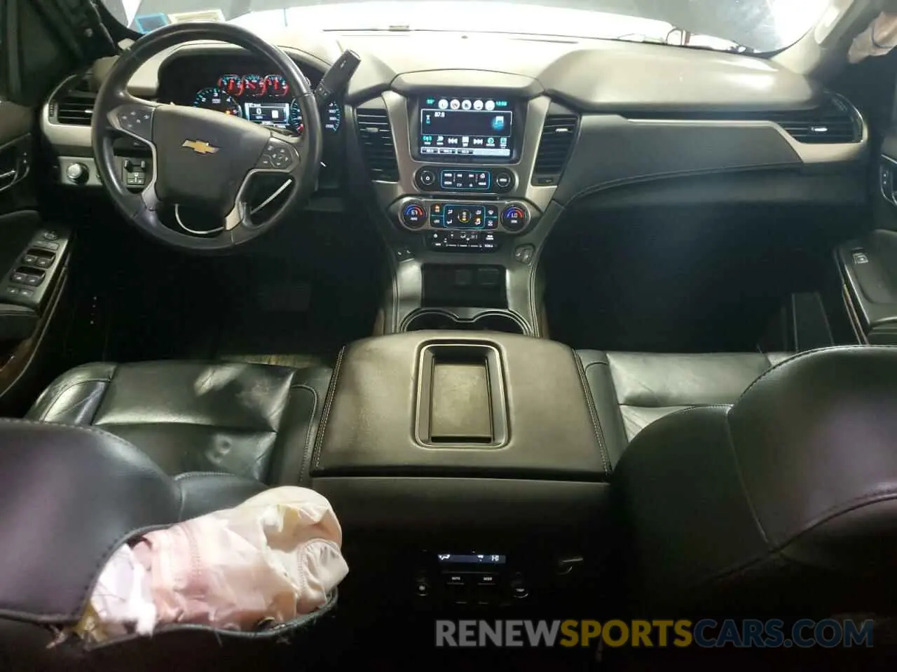 8 Photograph of a damaged car 1GNSKBKC1KR357280 CHEVROLET TAHOE 2019