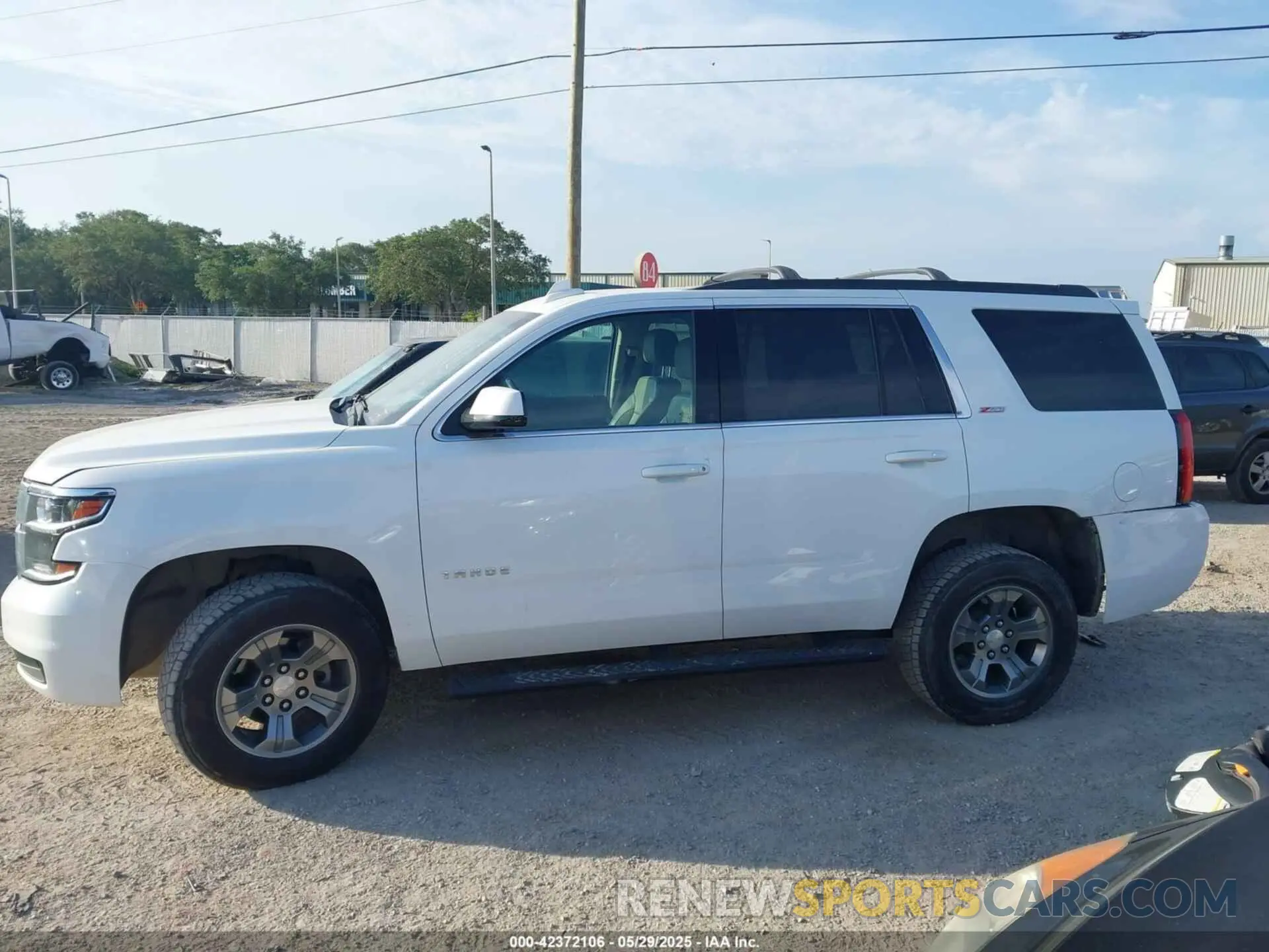 14 Photograph of a damaged car 1GNSKBKC2KR253915 CHEVROLET TAHOE 2019