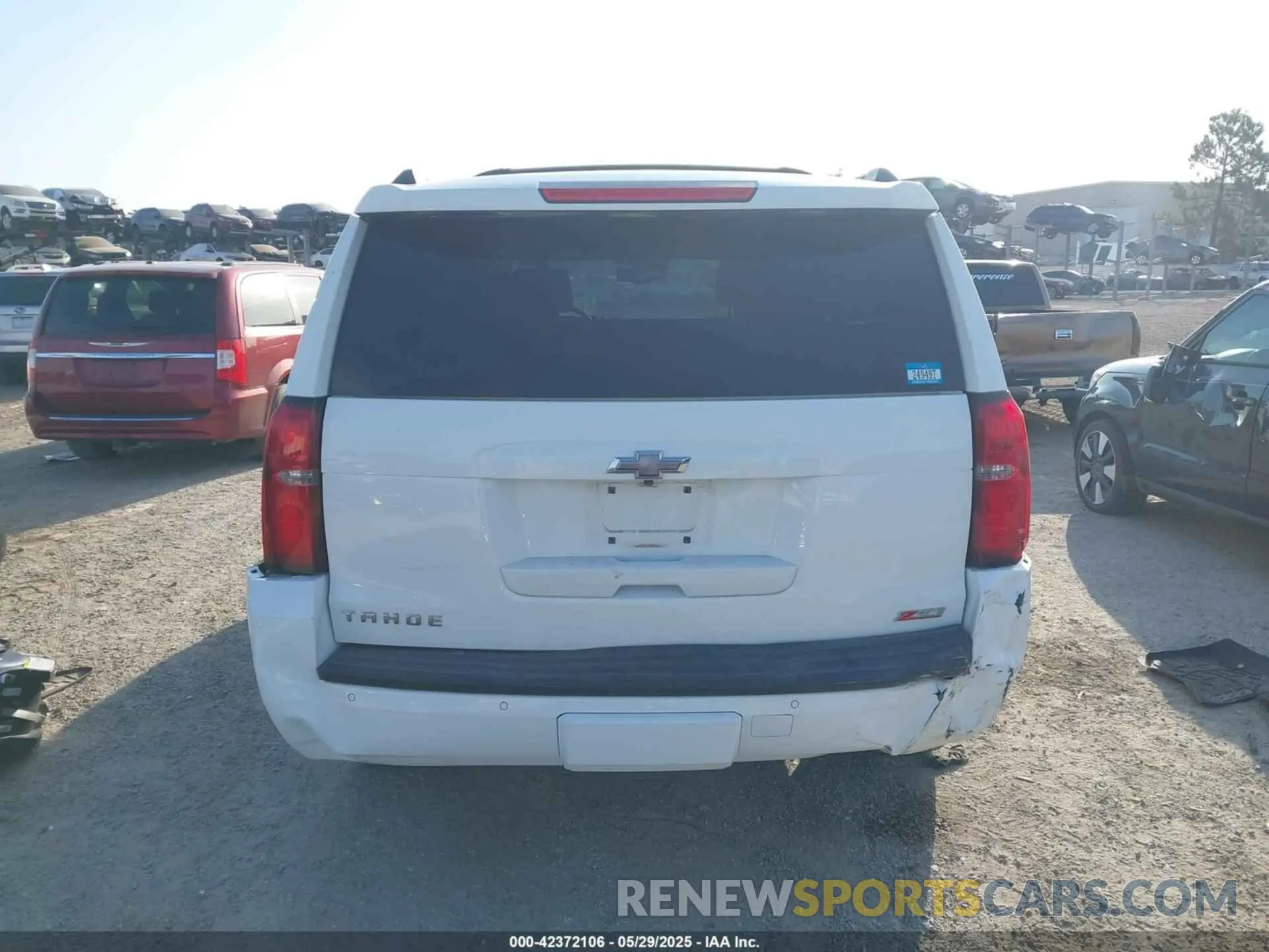 16 Photograph of a damaged car 1GNSKBKC2KR253915 CHEVROLET TAHOE 2019