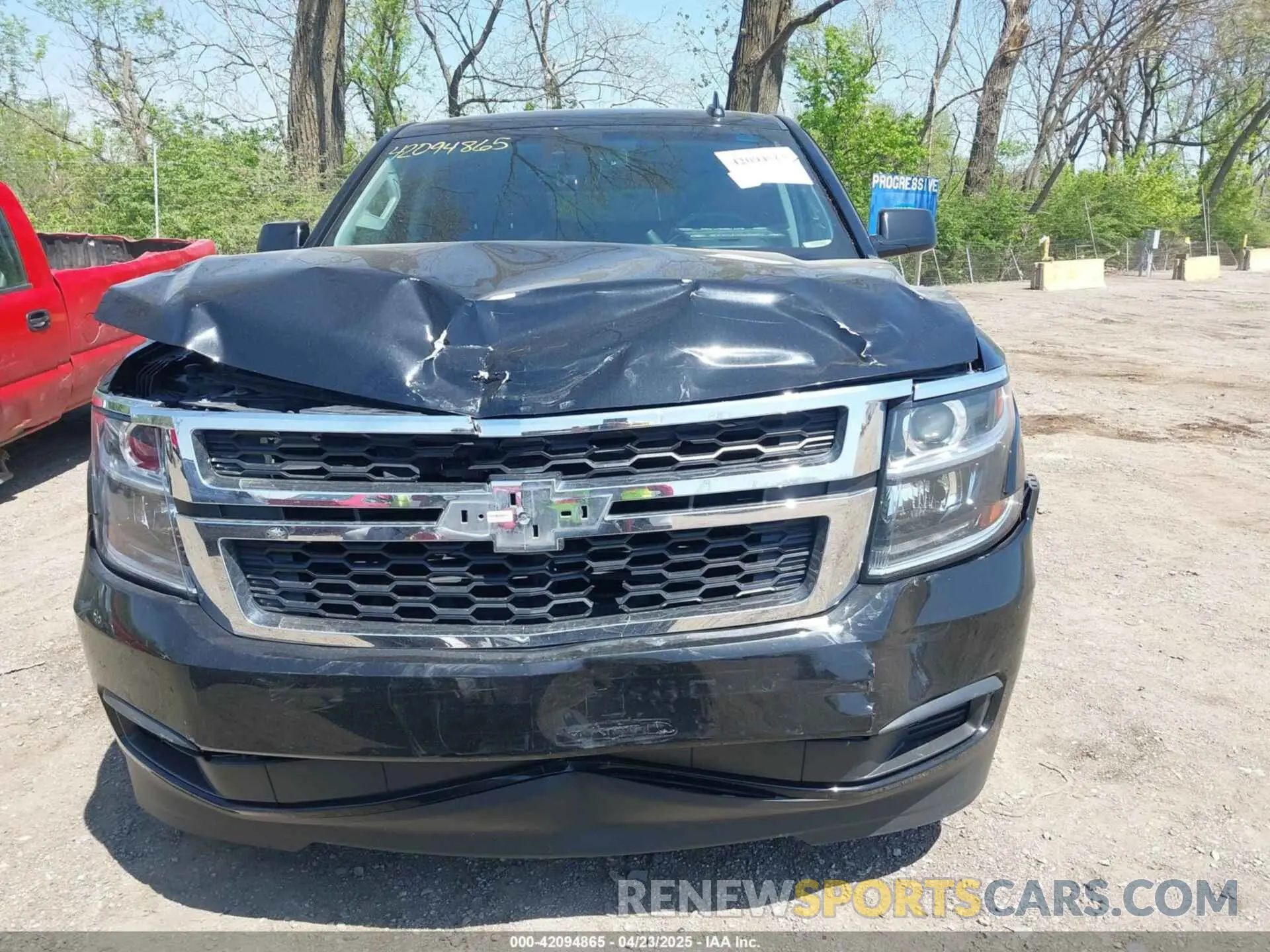 12 Photograph of a damaged car 1GNSKBKC3KR109743 CHEVROLET TAHOE 2019