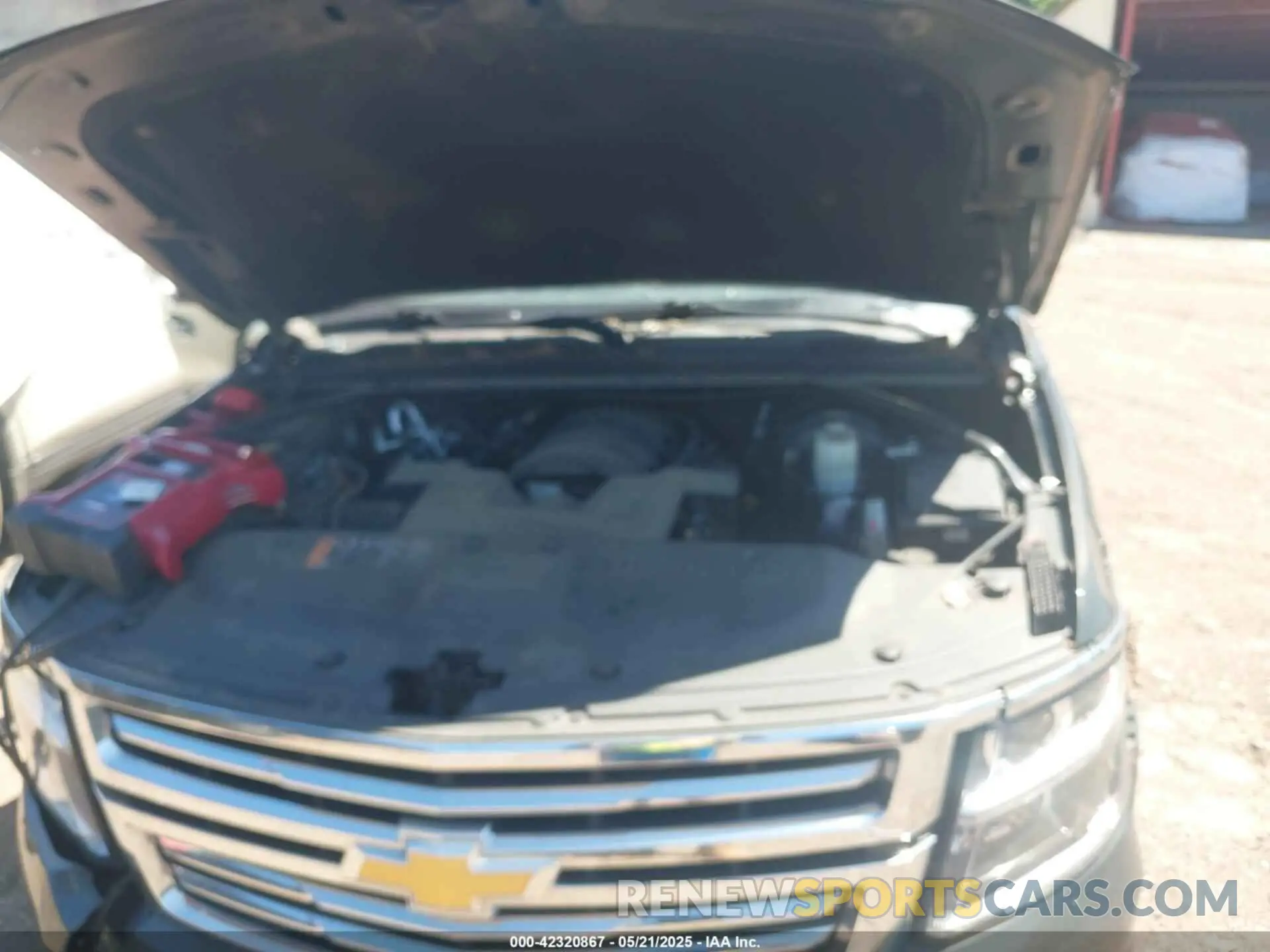 10 Photograph of a damaged car 1GNSKBKC3KR226710 CHEVROLET TAHOE 2019