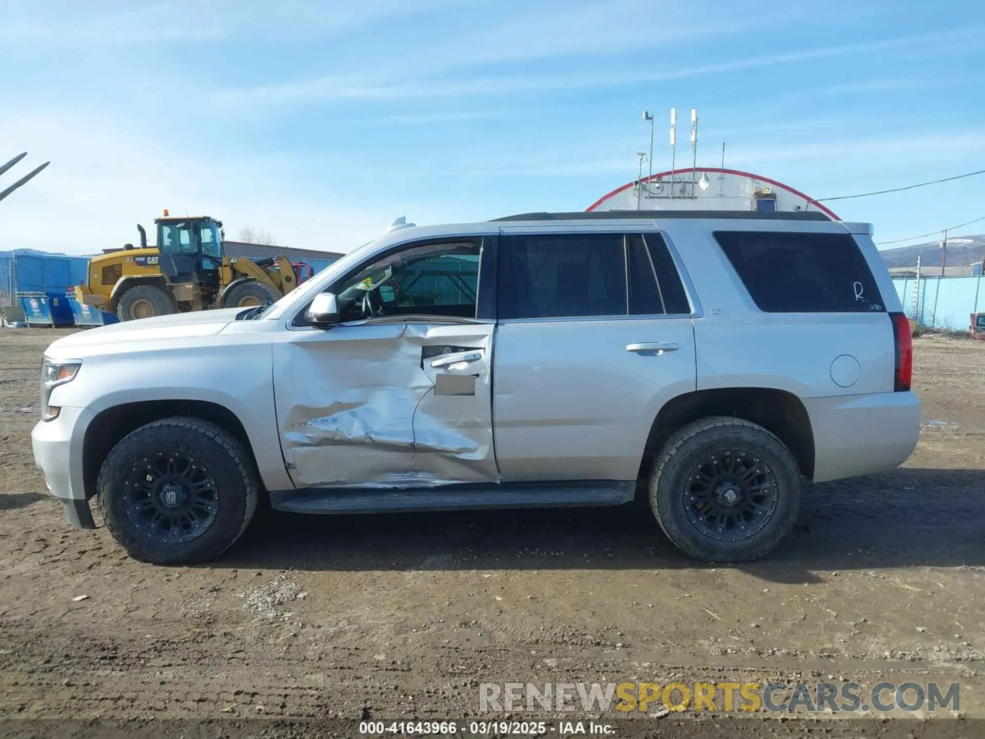 14 Photograph of a damaged car 1GNSKBKC4KR388622 CHEVROLET TAHOE 2019